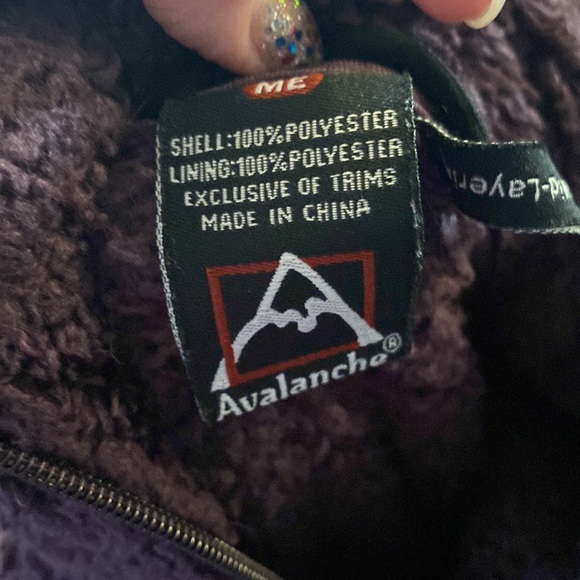 Avalanche Purple Fuzzy Jacket Zip Midlayer Thermalation Medium M GUC - Picture 4 of 8